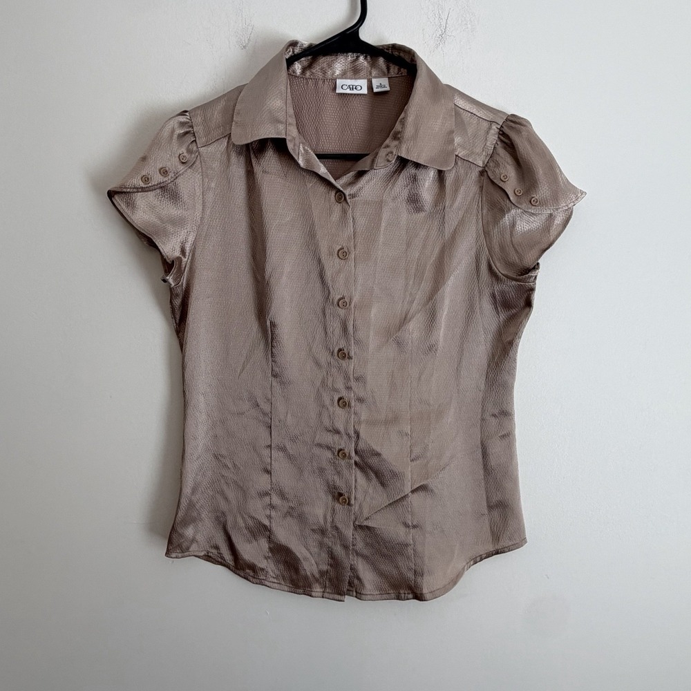 Cato Women's Beige Metallic Short Sleeve Poof Button Up Blouse Top Size Small